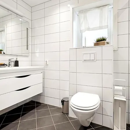 500M To Bryggen - 5M To Bus I 2 Floors & Bathrooms Bergen Exterior photo
