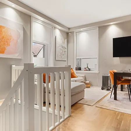 500M To Bryggen - 5M To Bus I 2 Floors & Bathrooms Bergen Exterior photo